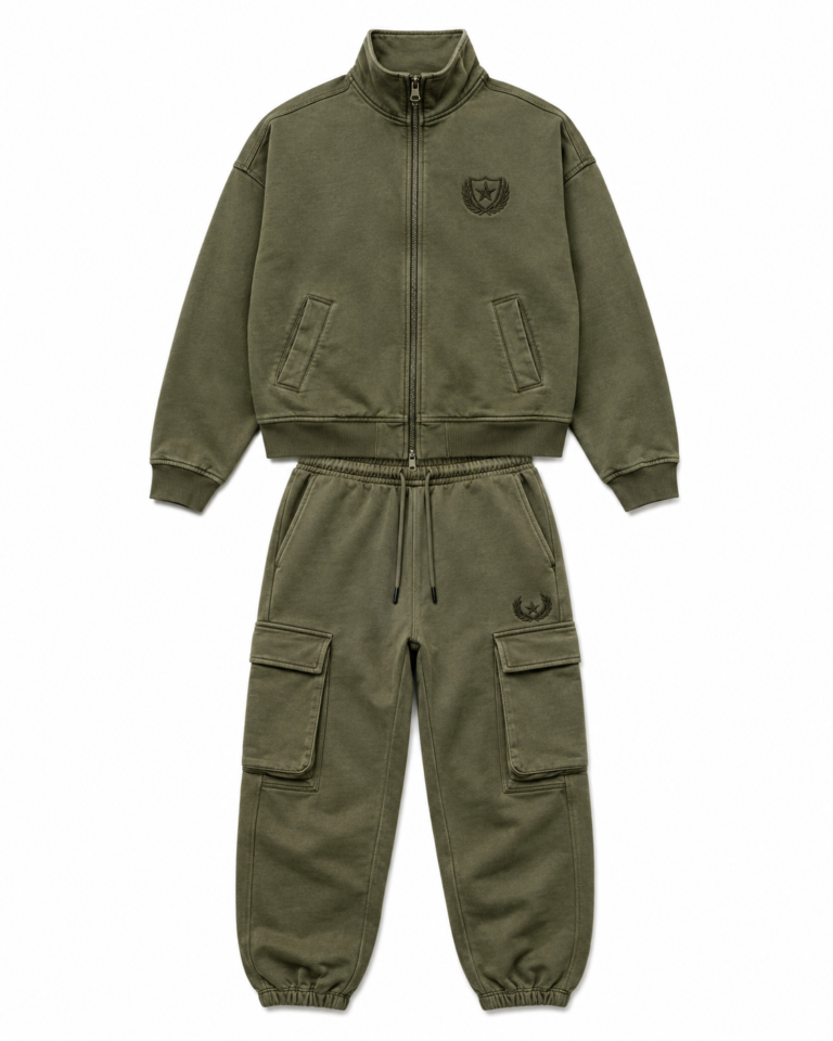Custom Crest Embroidery Zip Up Tracksuit Manufacturer for Brands