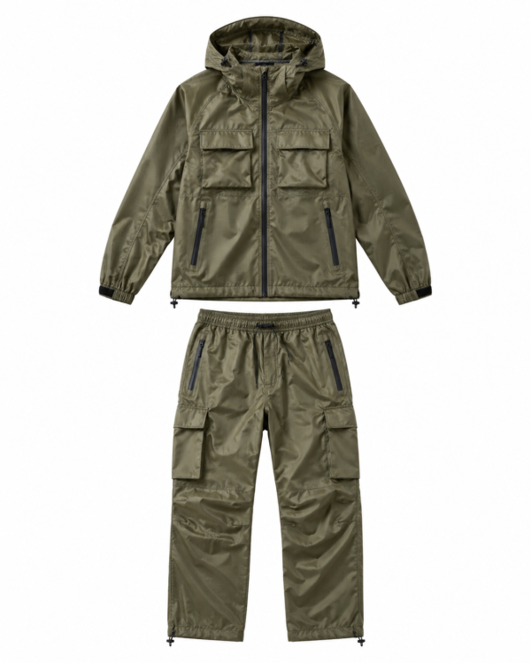 custom sporty panel zip up tracksuit manufacturer for fashion brands (复制) custom sporty panel zip up tracksuit manufacturer for fashion brands (复制)