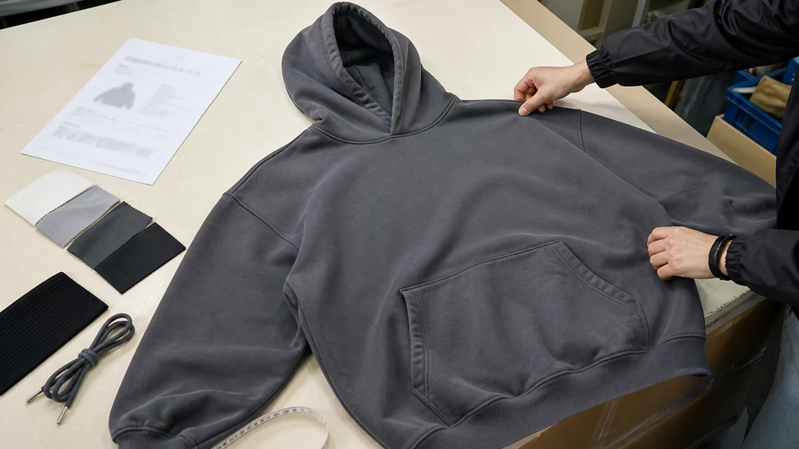 Are Oversized Hoodies Still Trendy? Custom oversized hoodie sample development with fabric and fit review
